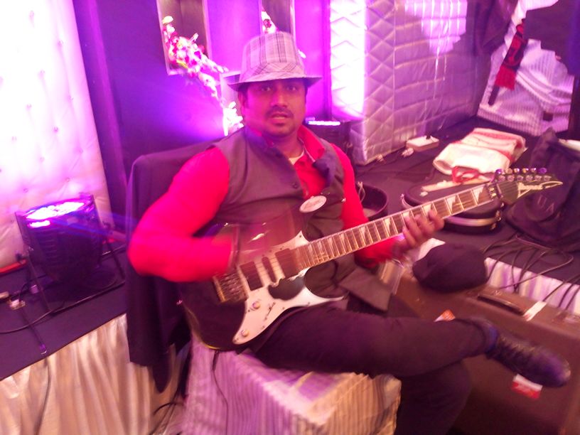 indian guitar players pune
